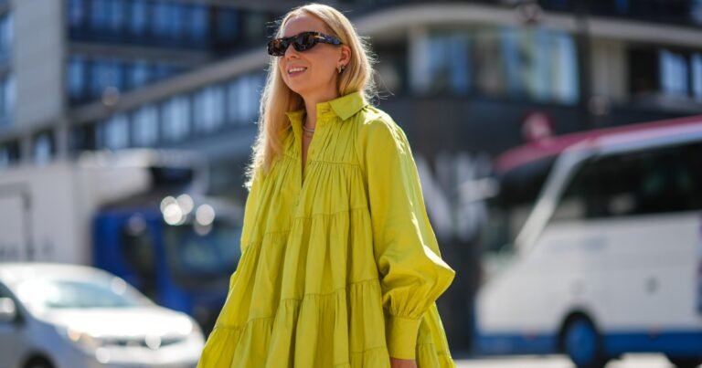 13 Trapeze Dresses We're Reaching for Instead of Bodycon