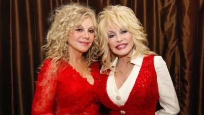 GettyImages-485564521Dolly-Partons-Sister-Stella-Slams-AI-Garbage-Following-Singers-Death.jpg