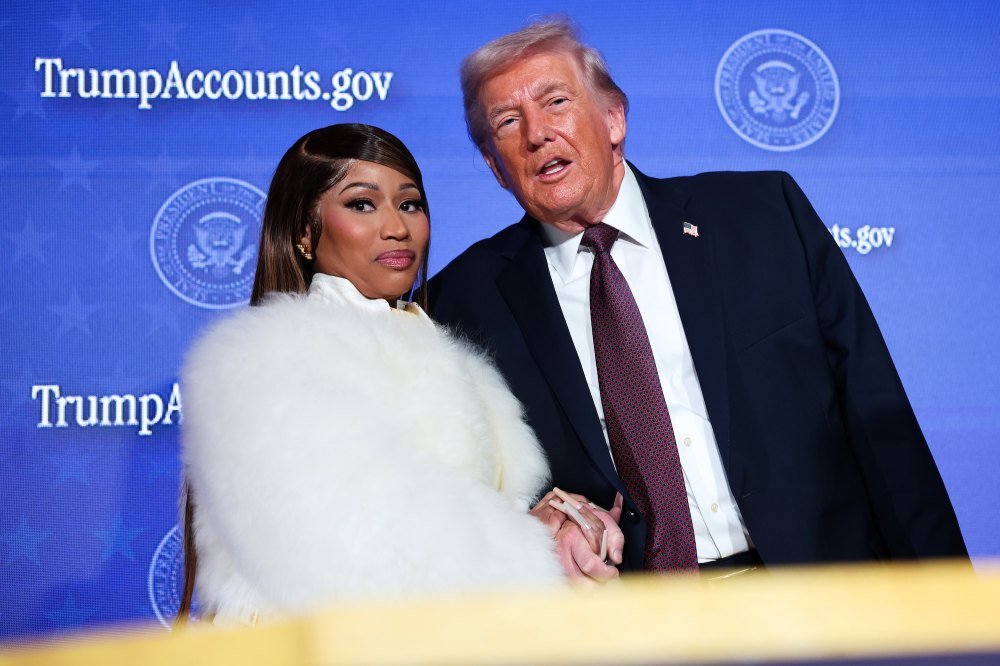 GettyImages-2258679012nickiminajdonaldtrump.jpg