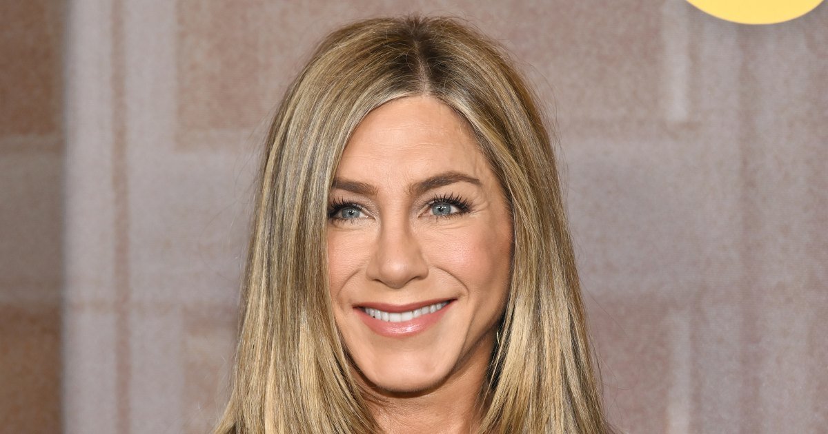 Jennifer Aniston's Lightweight Jacket Style Is on Sale on Amazon