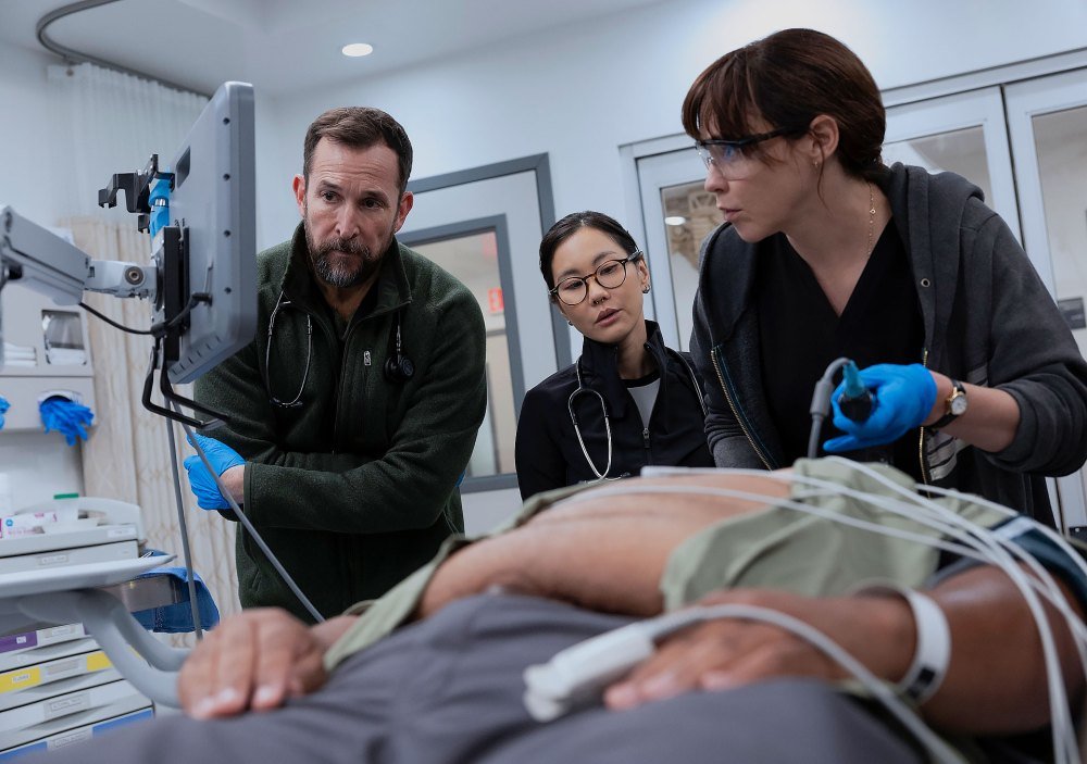 The Pitt Noah Wyle Irene Choi Fiona Dourif Golden Globes Winners List